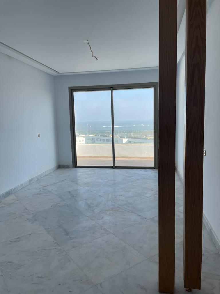 Appartement à vendre avec terrasse à Casablanca avec Casa Immo